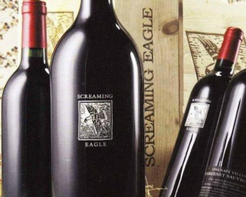 世界最貴的十大名酒排名,億萬富翁伏特加、1935年賴茅酒很昂貴