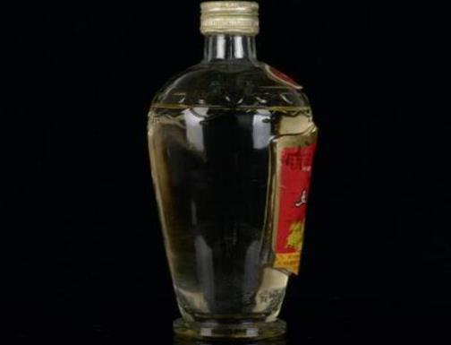歷史八大名酒排名,茅臺(tái)酒、瀘州老窖都是名酒代表