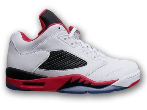 aj十大最火的籃球鞋排名,Air Jordan 6設(shè)計感很強