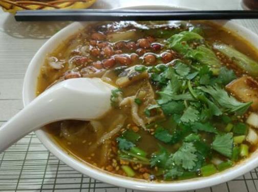 ?隍T樓老街十大小吃排名,海南粉、抱羅粉一定要嘗嘗