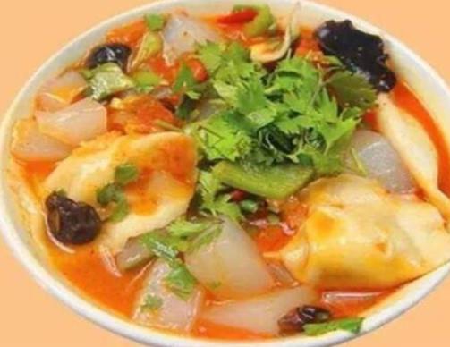 銀川十大小吃排名 燴小吃是傳統(tǒng)著名小吃,食材豐富有葷有素