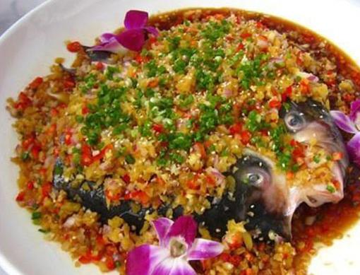 江西十大名菜排名,藜蒿炒臘肉、廬山石雞都很出名