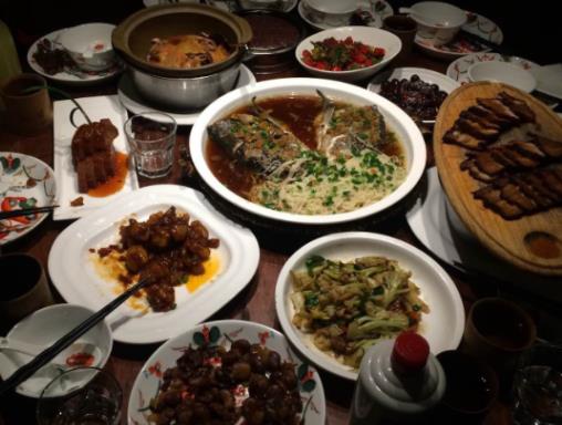 無(wú)錫市十大人氣餐廳排名,老李家飯莊的豬蹄、白水魚(yú)都是特色