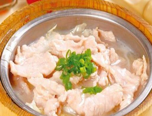 新鄉(xiāng)十大小吃排名,司馬懷府雞肉質(zhì)鮮嫩,桂花鴨味道鮮美