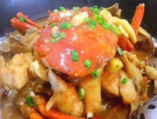 肇慶十大小吃排名,蟹煲雞味道醇厚,茶油雞營(yíng)養(yǎng)價(jià)值高