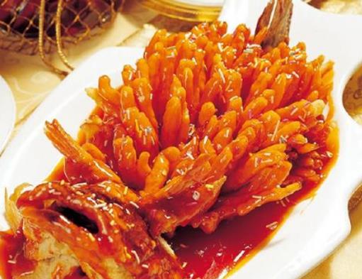 宿遷十大小吃排名,溜素桂魚是傳統(tǒng)漢族菜,膘雞鮮嫩美味
