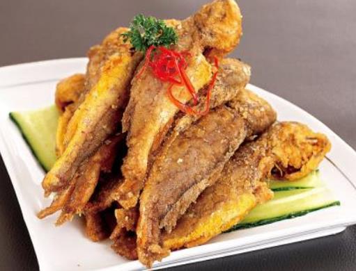 威海十大小吃排名,千層餅是傳統(tǒng)面食,喜餅是當(dāng)?shù)亟Y(jié)婚必備品