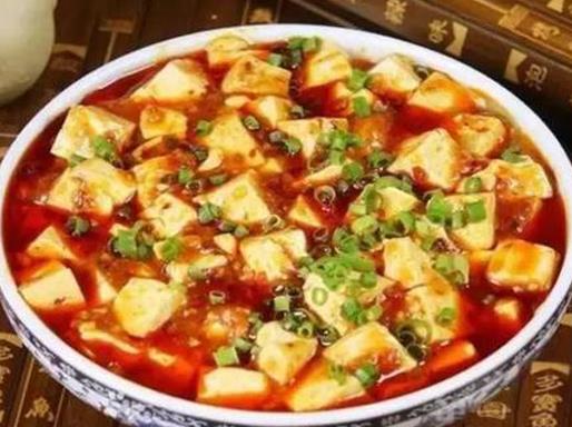 榆林十大小吃排名,油旋香氣撲鼻,大燴菜是傳統(tǒng)佳肴