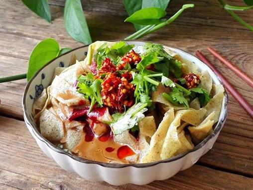 天津必吃的十大美食,煎餅果子最正宗,狗不理包子是天津標(biāo)配