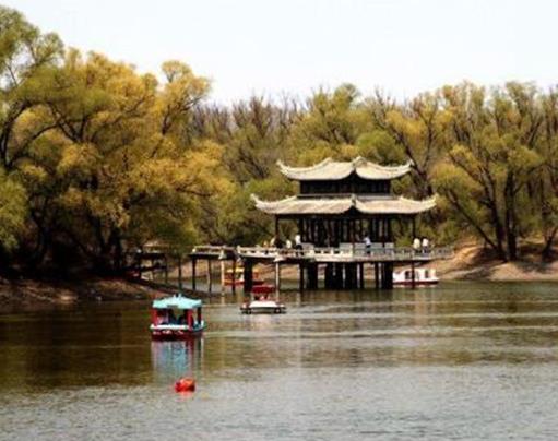 齊齊哈爾十大景點,扎龍自然保護區(qū)是世界最大蘆葦濕地、丹頂鶴故鄉(xiāng)