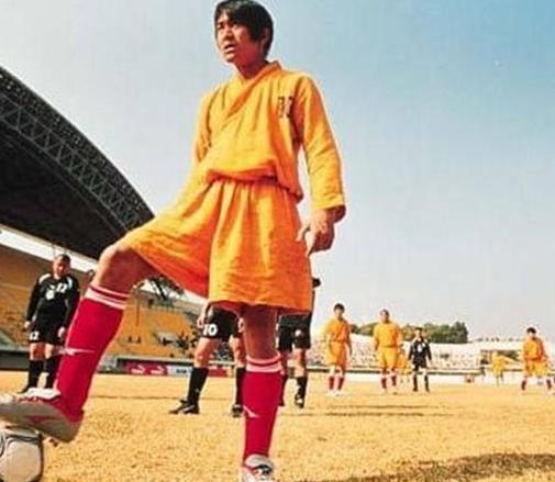 周星馳的十大經(jīng)典電影排名,大話西游、唐伯虎點(diǎn)秋香有無數(shù)情懷
