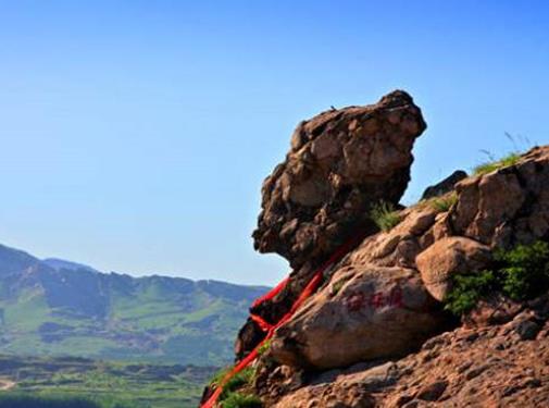 營(yíng)口十大景點(diǎn)大全排名,山海廣場(chǎng)充滿歷史古跡,望兒山以母愛(ài)為主