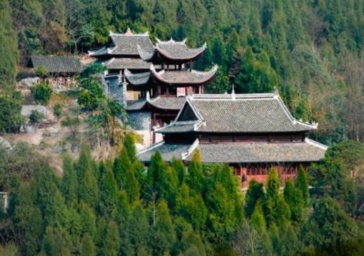 湘西十大景點排名,乾州古城建筑宏偉大氣,猛洞河漂流山清水秀