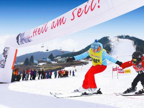 中國(guó)十大滑雪勝地排名,哈爾濱亞布力國(guó)際滑雪場(chǎng)的高山斜坡是亞洲最長(zhǎng)