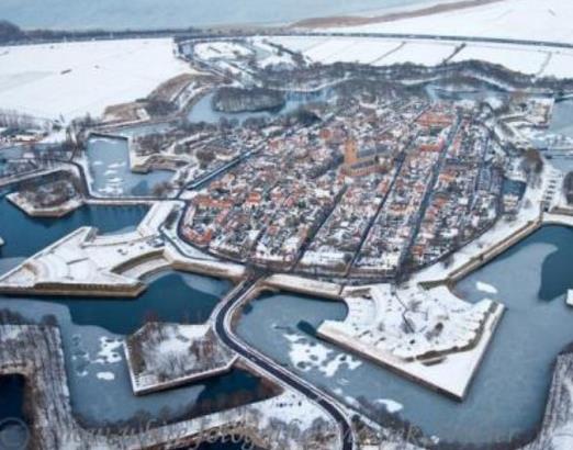 世界十大冰雪旅游城市,皇后鎮(zhèn)是熱愛滑雪者的最愛,查爾騰鎮(zhèn)很冷