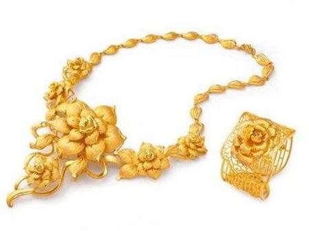中國(guó)十大金飾品牌排名,周生生很有特色,周大生受消費(fèi)者喜愛(ài)