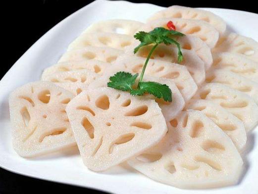 十大補(bǔ)血食物排行榜,當(dāng)歸氣味甘甜,烏骨雞可溫中益氣