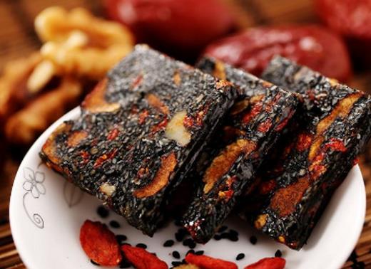 女人必吃的十大補(bǔ)品排名,阿膠是滋養(yǎng)圣品,燕窩可以美容養(yǎng)顏