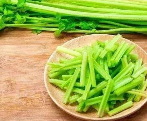 十大最佳降血壓蔬菜排名,苦瓜限制鈉離子內(nèi)流,芹菜增加血管彈性