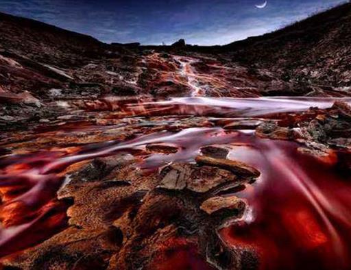 世界十大奇特的自然景觀,五色河很夢幻,七色土由火山噴發(fā)