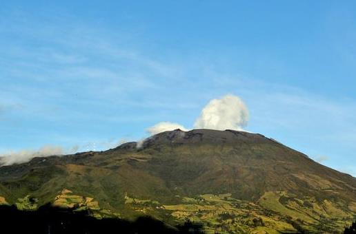 世界上最危險(xiǎn)的10座火山,黃石公園火山、意大利維蘇威火山很有名