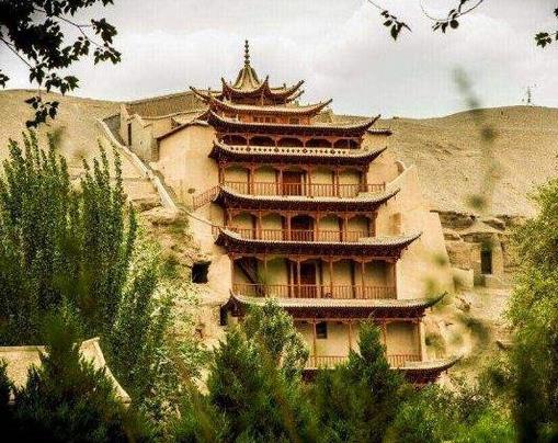 中國四大石窟排名,敦煌莫高窟內(nèi)容豐富,云岡石窟氣勢(shì)恢宏