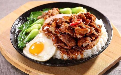 鐵板飯十大品牌排名,漢麗軒鐵板飯有創(chuàng)意,豪食匯鐵板飯很美味