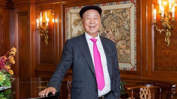 98歲賭王何鴻燊逝世后,香港90歲以上超級億萬富豪還有這幾位