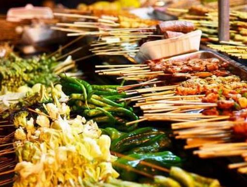 十大擺地攤暴利產(chǎn)品,小吃很接地氣,甜品成本小前景好