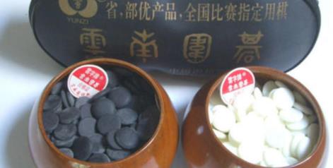 去云南值得購(gòu)買(mǎi)的特產(chǎn)排名,鮮花餅、普洱茶不容錯(cuò)過(guò)
