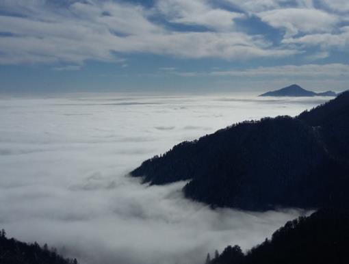 四川十大冬季旅游好去處,四川九寨溝景區(qū)、西嶺雪山風(fēng)景名勝區(qū)有樂趣