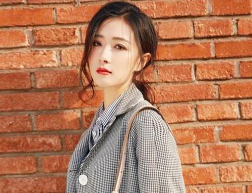 2020十大翻紅女明星排行榜,童謠、江疏影憑借三十而已再度走紅