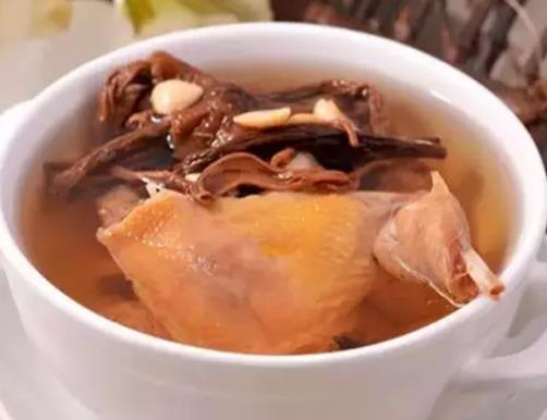 中國十大頂級(jí)名菜排名,北京烤鴨肥而不膩、麻婆豆腐濃郁獨(dú)特