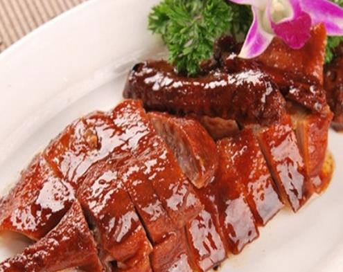 中國十大頂級(jí)名菜排名,北京烤鴨肥而不膩、麻婆豆腐濃郁獨(dú)特