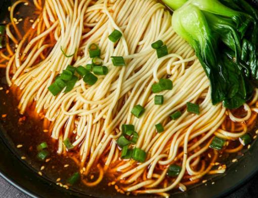 重慶四大特色美食,重慶火鍋麻辣爽口、重慶小面有特色