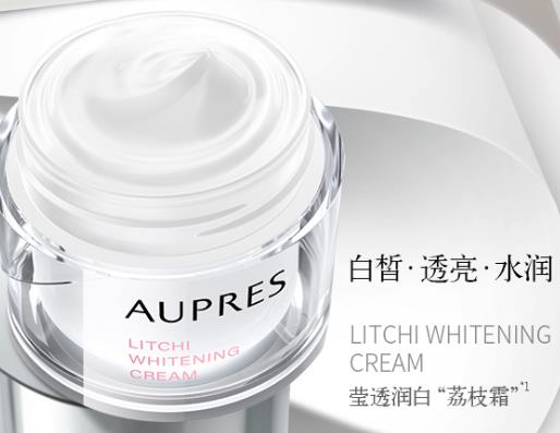 去黃效果好的面霜排行榜,蘭蔻臻白美顏霜、雪肌精優(yōu)純菁華霜改善肌膚