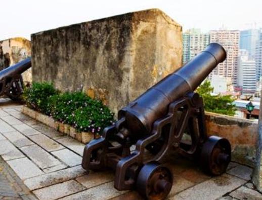 澳門十大標(biāo)志性建筑物,澳門觀光塔、大三巴牌坊都是網(wǎng)紅打卡地