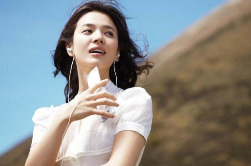 韓國最美十大女明星排行榜,金泰熙形象完美、李英愛令無數(shù)人為之傾倒