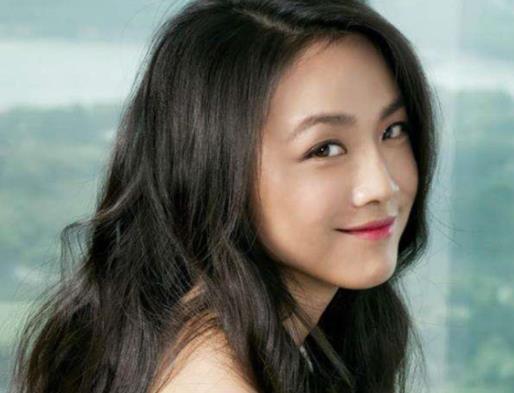 在韓國(guó)受歡迎的中國(guó)藝人,張國(guó)榮永遠(yuǎn)是經(jīng)典,王祖賢的角色無人超越