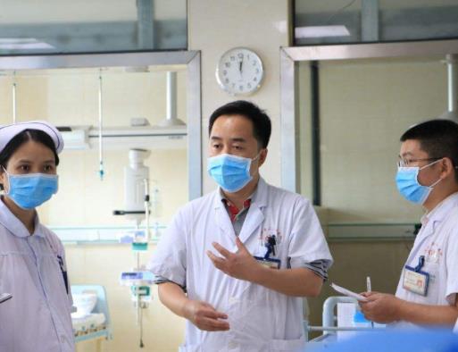 最容易就業(yè)的專業(yè)排名,師范專業(yè)比較穩(wěn)定、建筑專業(yè)前途不可限量