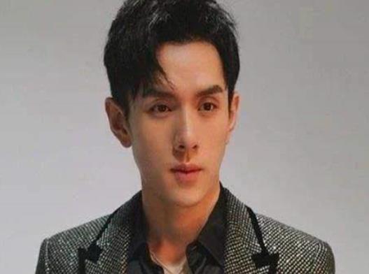 中國十大賺錢職業(yè)排名,主播門檻低收入高,明星福利待遇最好