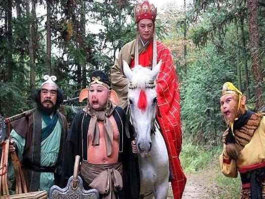中國(guó)十大電視劇排行,《還珠格格》是瓊瑤最有名的作品,《武林外傳》很經(jīng)典