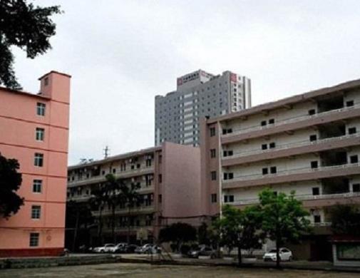 貴州十大職業(yè)學(xué)校排名,貴州省郵電學(xué)校、遵義職業(yè)技術(shù)學(xué)院值得選擇