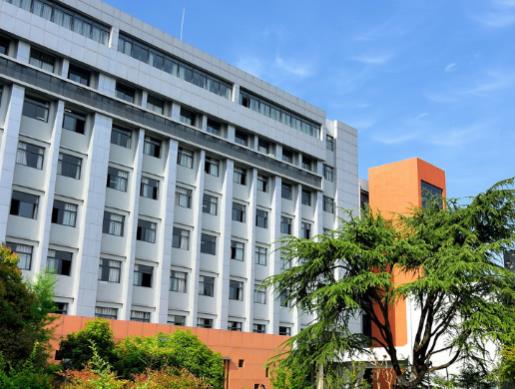 全球十大體育大學排名,美國春田學院、美國體育學院培養(yǎng)出很多體育人才