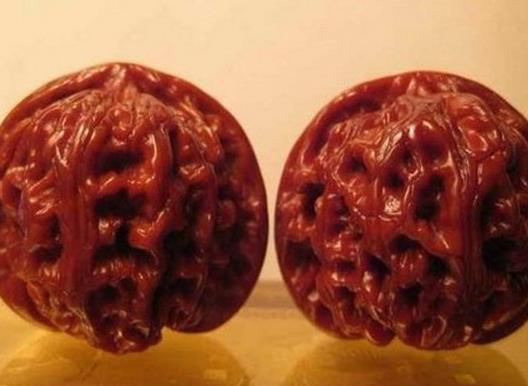 2020年十大文玩核桃排行榜,白獅子歷史最悠久,滿天星紋路細(xì)致緊密