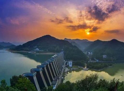 安徽省十大水庫排名,梅山水庫調(diào)節(jié)水流很不錯,響洪甸水庫已成旅游景點