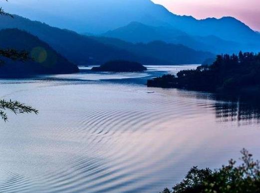 安徽省十大水庫排名,梅山水庫調(diào)節(jié)水流很不錯,響洪甸水庫已成旅游景點