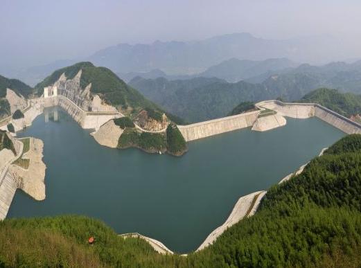 湖南十大水電站,五強溪水電站是湖南發(fā)電量第一、東江水電站建立漫長