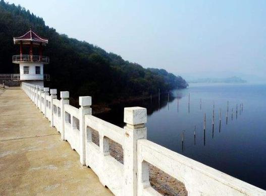 安徽省十大水庫排名,梅山水庫調(diào)節(jié)水流很不錯,響洪甸水庫已成旅游景點