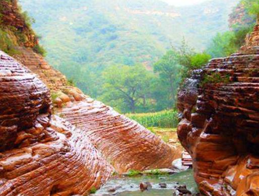 邢臺十大最好玩的景點(diǎn),前南峪景區(qū)內(nèi)容豐富、天河山風(fēng)景優(yōu)美